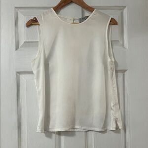 Kasper Women's Cream Sleeveless Blouse